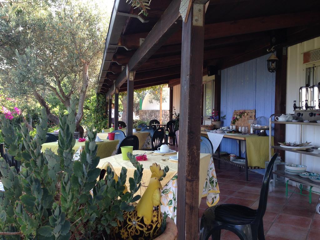 Giardino Di Sicilia Guest House SantʼAgata di Militello Exterior foto